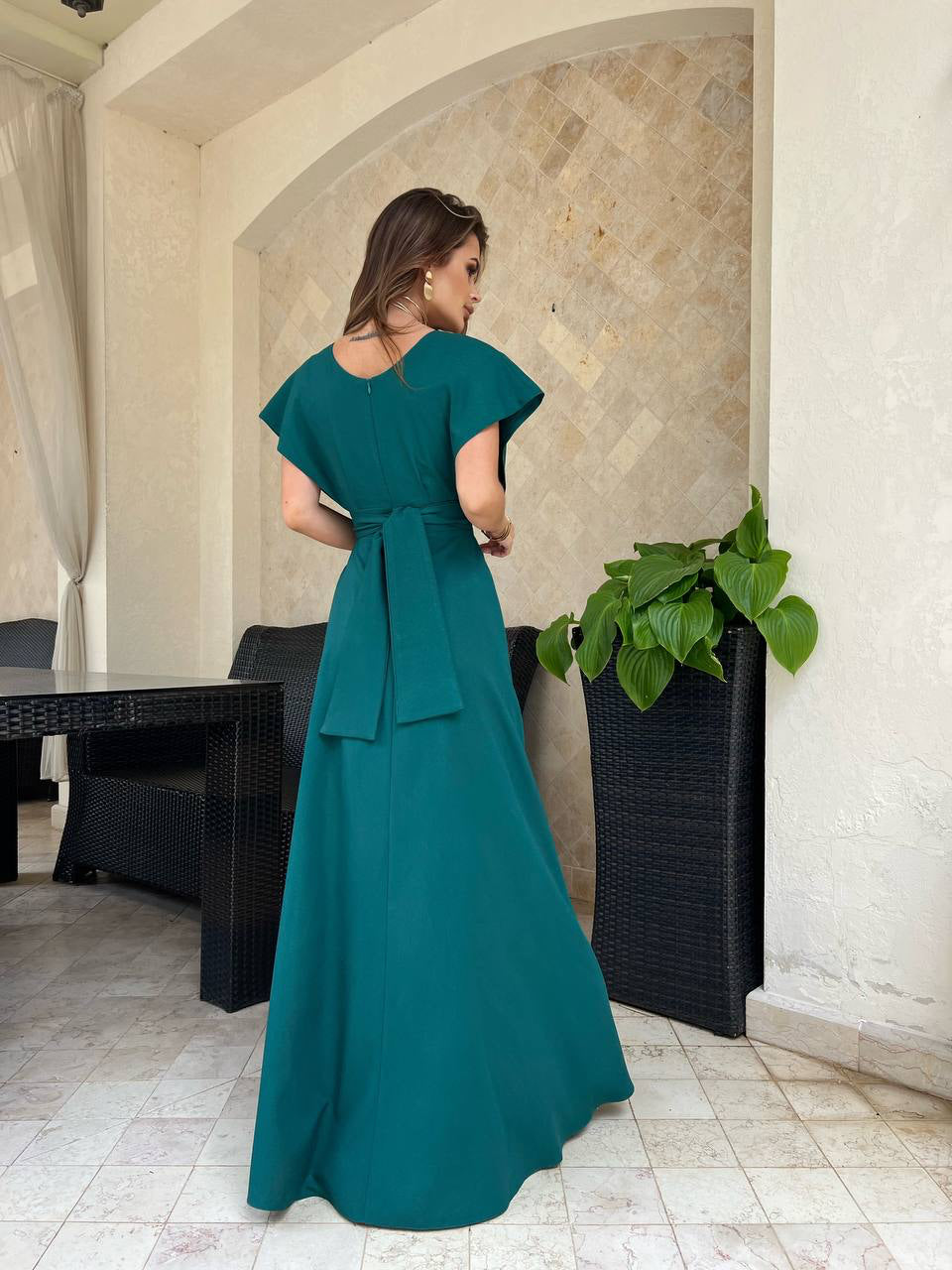 ELA GLITTER DRESS WITH COVERED SHOULDERS